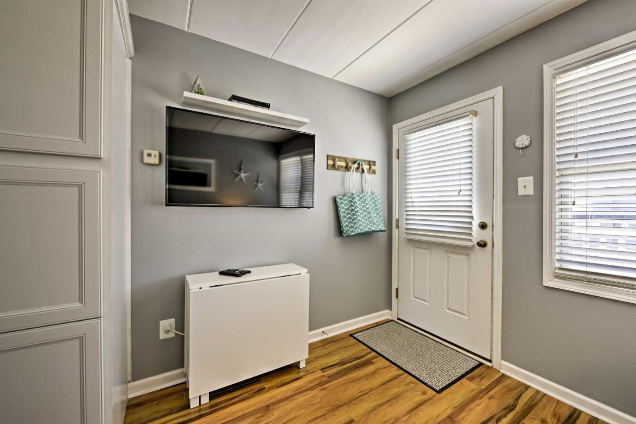 North Wildwood Condo With Pool, Walk To Boardwalk! Екстер'єр фото