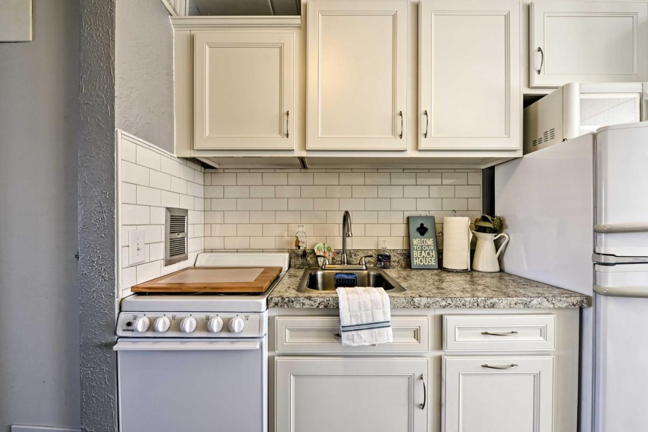 North Wildwood Condo With Pool, Walk To Boardwalk! Екстер'єр фото